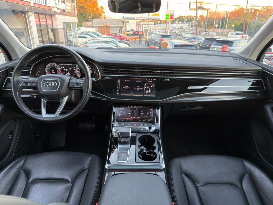 Used 2022 Audi Q7 3.0T Premium Plus w/ Premium Plus Package AWD/4WD image 48