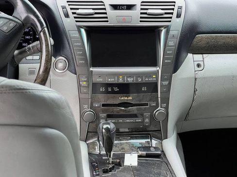Used 2009 Lexus LS 460 RWD image 11