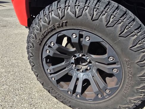 Used 2012 Ford F150 FX4 w/ FX Luxury Pkg AWD/4WD image 18