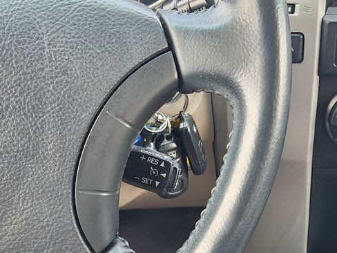 Used 2008 Toyota 4Runner SR5 image 27