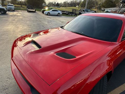 Used 2020 Dodge Challenger R/T Scat Pack image 9