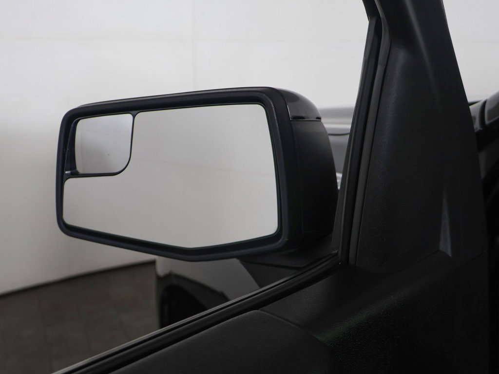 Used 2020 Chevrolet Silverado 1500 RST AWD/4WD image 33