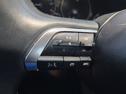 Used 2024 MAZDA MAZDA3 s FWD image 31