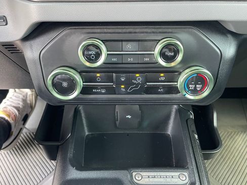 Used 2023 Ford Bronco 4-Door w/ Sasquatch Package AWD/4WD image 12