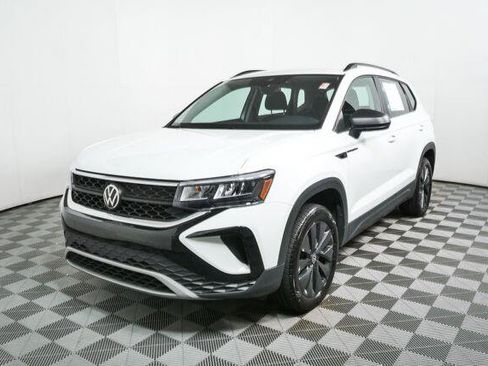 Used 2023 Volkswagen Taos S w/ Driver Assistance Package FWD image 29