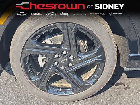Used 2024 Chevrolet Equinox EV RS FWD image 9