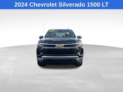Used 2024 Chevrolet Silverado 1500 LT image 2