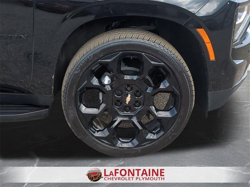 Used 2026 Chevrolet Suburban RST image 34