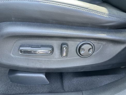 Used 2024 Honda CR-V EX-L image 13