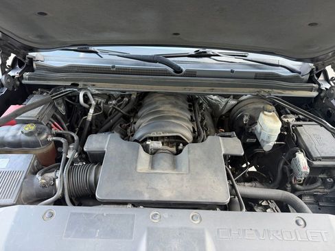 Used 2015 Chevrolet Suburban LTZ image 25