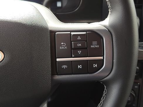 Used 2025 Ford F250 Lariat w/ Lariat Ultimate Package AWD/4WD image 37