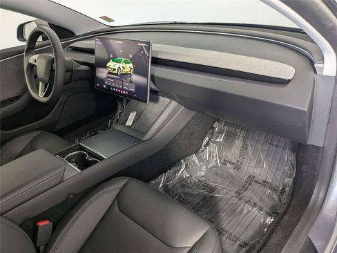 Used 2025 Tesla Model 3 RWD image 29