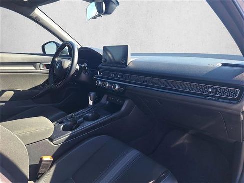 Used 2022 Honda Civic Sport image 19