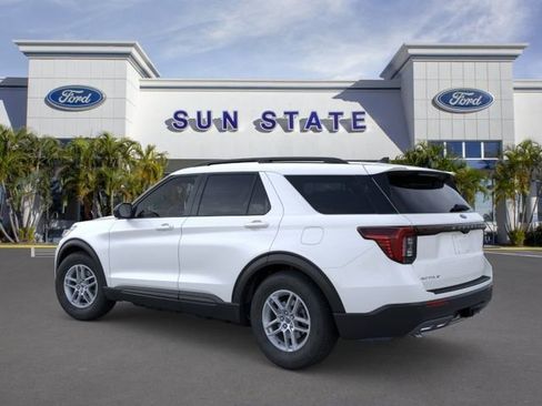 New 2026 Ford Explorer Active w/ Active Comfort Package image 6