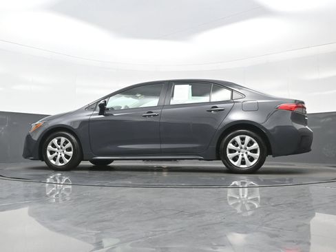 Used 2025 Toyota Corolla LE w/ Convenience Package FWD image 28