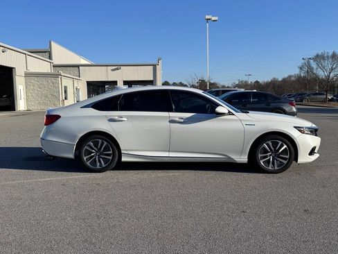 Used 2021 Honda Accord EX image 3