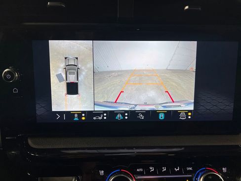 Certified 2023 GMC Sierra 1500 AT4 w/ AT4 Premium Package image 25