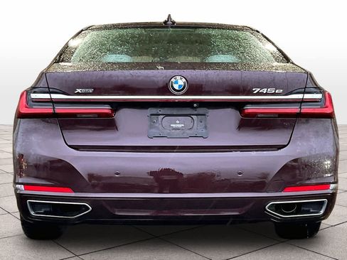Used 2020 BMW 745e xDrive image 7