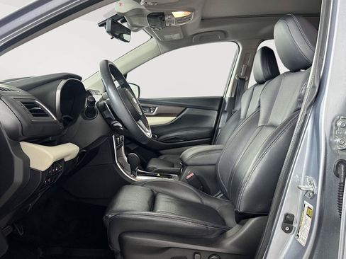 Used 2022 Subaru Ascent Touring AWD/4WD image 5