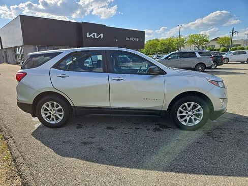 Used 2020 Chevrolet Equinox LS w/ LPO, Floor Liner Package AWD/4WD image 2