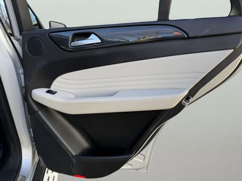 Used 2019 Mercedes-Benz GLE 43 AMG AMG GLE 43 image 45