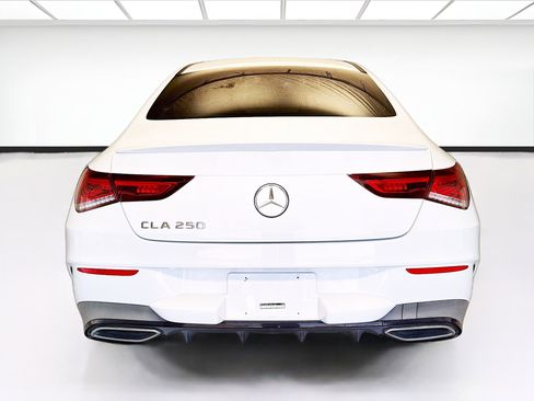 Used 2020 Mercedes-Benz CLA 250 image 5