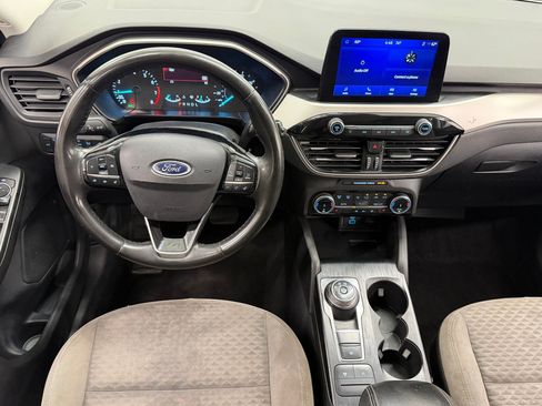 Used 2022 Ford Escape SE w/ SE Sport Appearance Package AWD/4WD image 30
