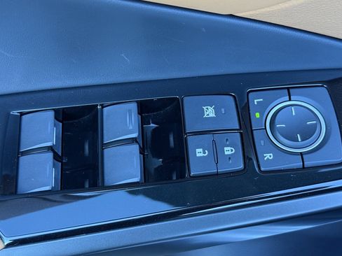 Used 2025 Lexus IS 300 F Sport w/ Accessory Package RWD image 14