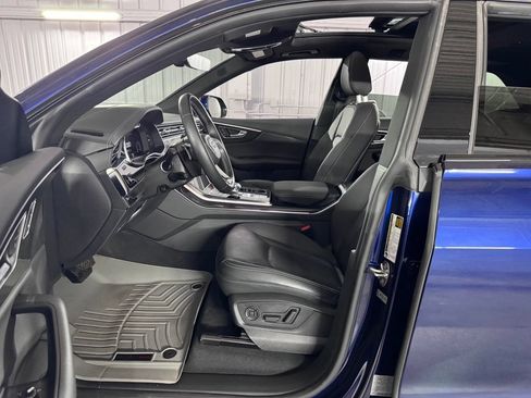 Used 2021 Audi Q8 Prestige AWD/4WD image 44