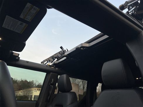 New 2025 Ford Bronco Big Bend w/ Black Diamond Package image 16