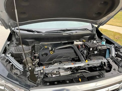 Used 2024 GMC Terrain AT4 image 14