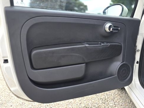 Used 2015 FIAT 500 Sport w/ Comfort/Convenience Group FWD image 22