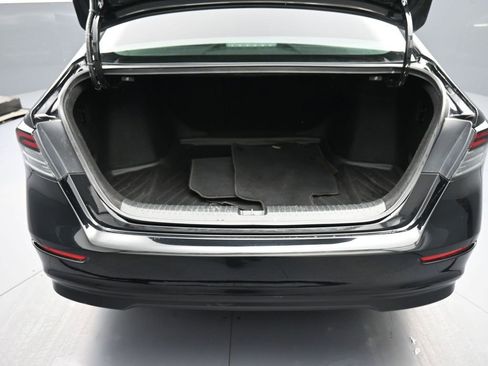 Certified 2023 Honda Accord EX image 21