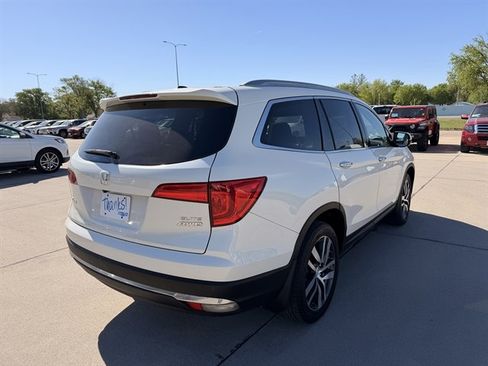 Used 2018 Honda Pilot Elite image 7