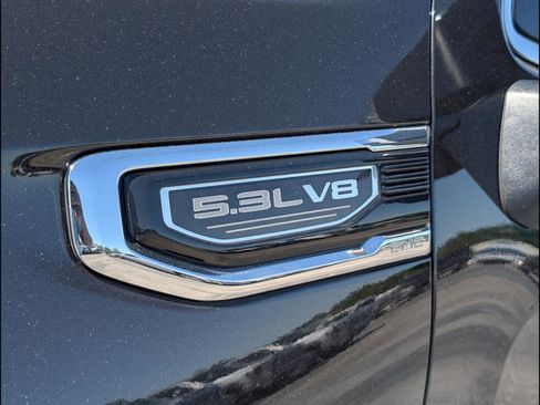Used 2019 GMC Sierra 1500 SLT w/ SLT Premium Plus Package AWD/4WD image 22