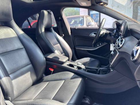 Used 2014 Mercedes-Benz CLA 250 4MATIC image 12
