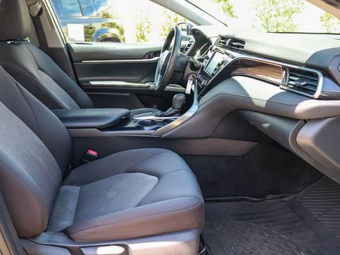 Used 2019 Toyota Camry LE FWD image 16