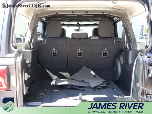 Used 2023 Jeep Wrangler Unlimited Rubicon 4xe AWD/4WD image 14