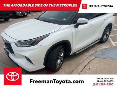 Used 2021 Toyota Highlander Platinum