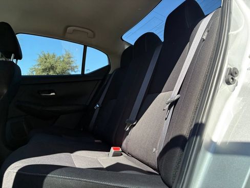 Used 2023 Nissan Sentra SV FWD image 11