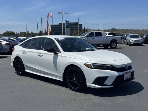 Certified 2024 Honda Civic Sport image 24