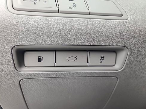 Used 2015 Hyundai Sonata Limited FWD image 26