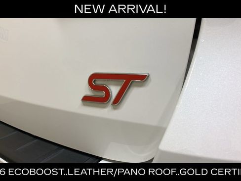 Certified 2022 Ford Explorer ST w/ Equipment Group 401A AWD/4WD image 18