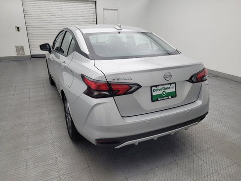 Used 2025 Nissan Versa SV FWD image 6