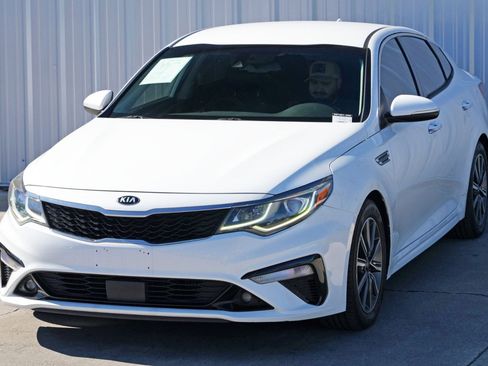 Used 2019 Kia Optima EX image 44