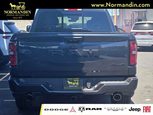 New 2026 RAM 1500 Express AWD/4WD image 5