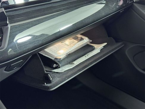 Used 2025 BMW 530i xDrive 530i xDrive w/ M Sport Package image 31