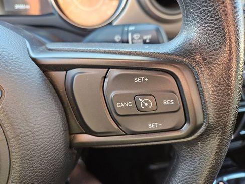 Used 2021 Jeep Wrangler Sport image 19