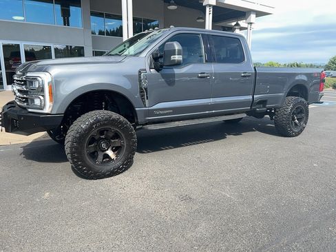 Used 2023 Ford F350 Lariat w/ Tow Technology Package AWD/4WD image 1