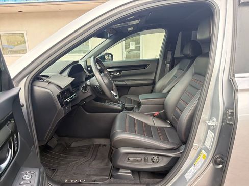Used 2024 Honda CR-V Sport Touring image 10